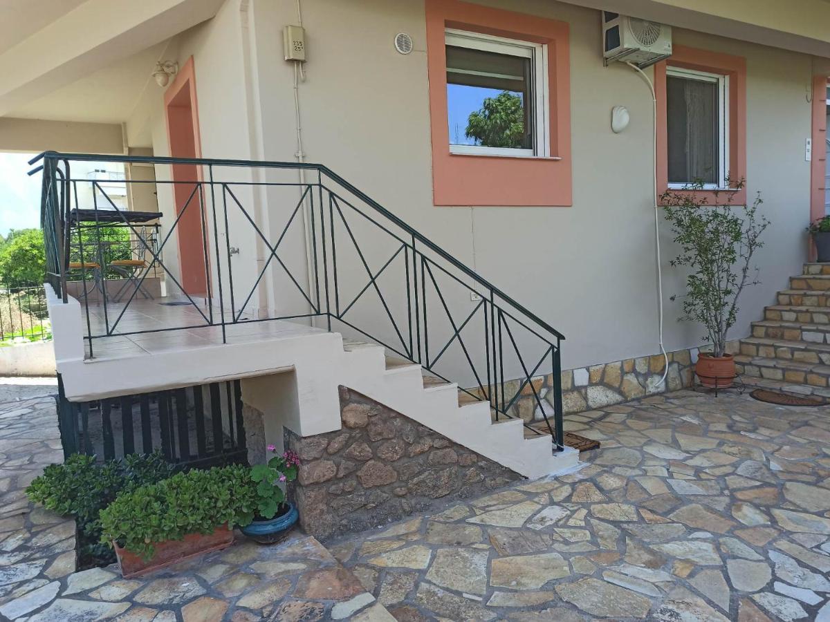 Limonchello 2 Apartment Kalamata Exterior photo